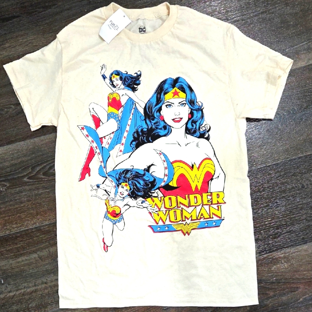 Rue21 DC Comic Wonder Woman Graphic T